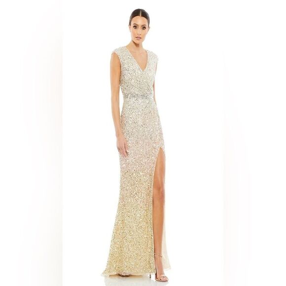 Mac Duggal glam sequin fabric and captivating V-neckline ombré long gown dress 0 - Picture 1 of 13